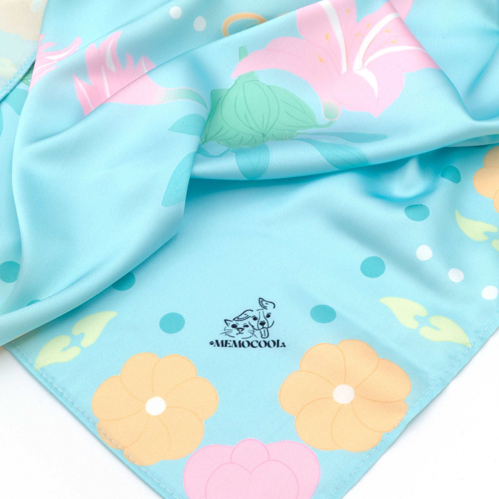 MemoCool Pet - Blooming Lily Pink Blue Human Silk Scarf - Design Detail