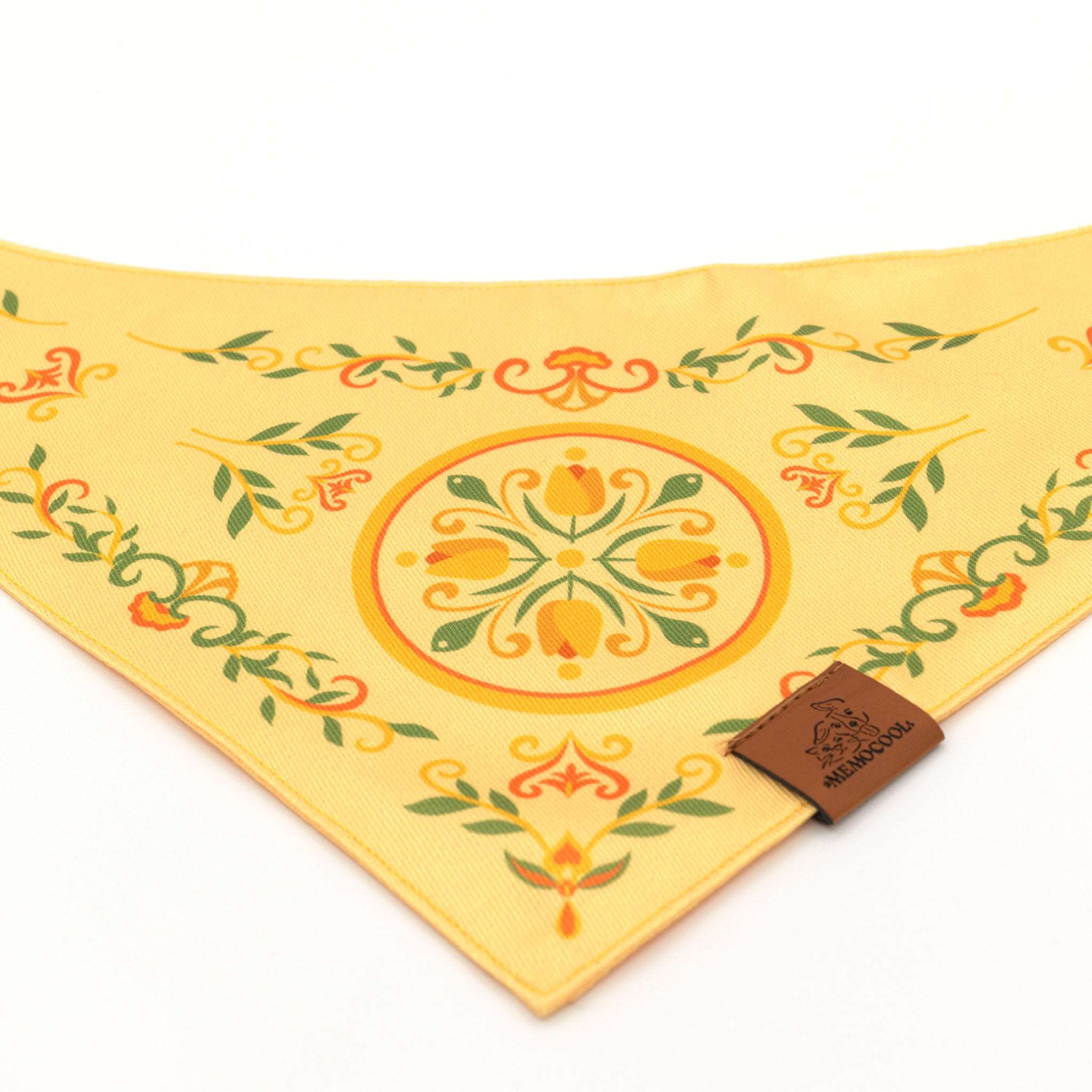 MemoCool Pet - Energetic Yellow Tulip Pet Bandana - Design Detail