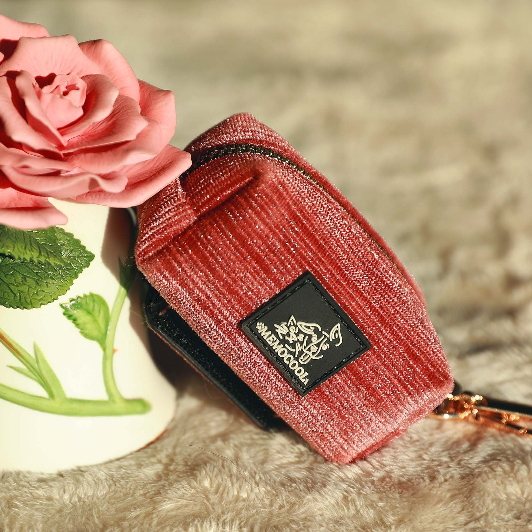 MemoCool Pet - Golden Classics Collection - Velvet Red - Poop Bag Holder