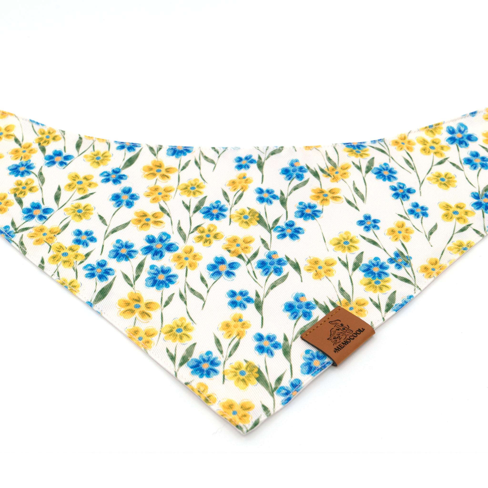 MemoCool Pet - Blue Yellow Wild Flower Pet Bandana - Design Detail