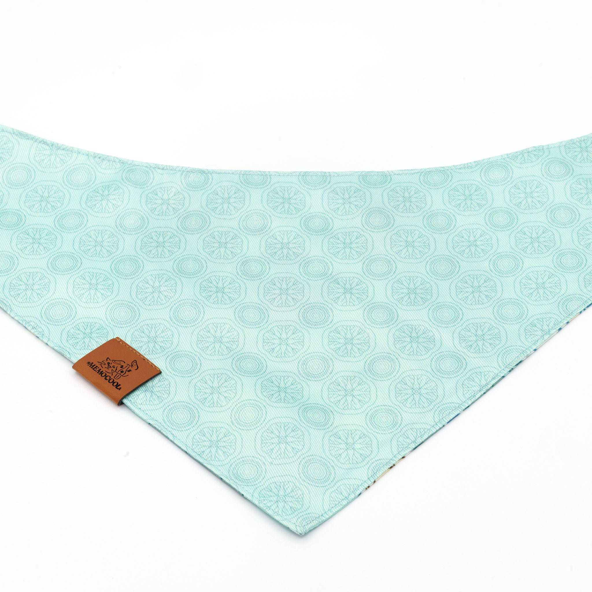 MemoCool Pet - Doggo Ride the Wave Pet Bandana - Back Side Pattern Design