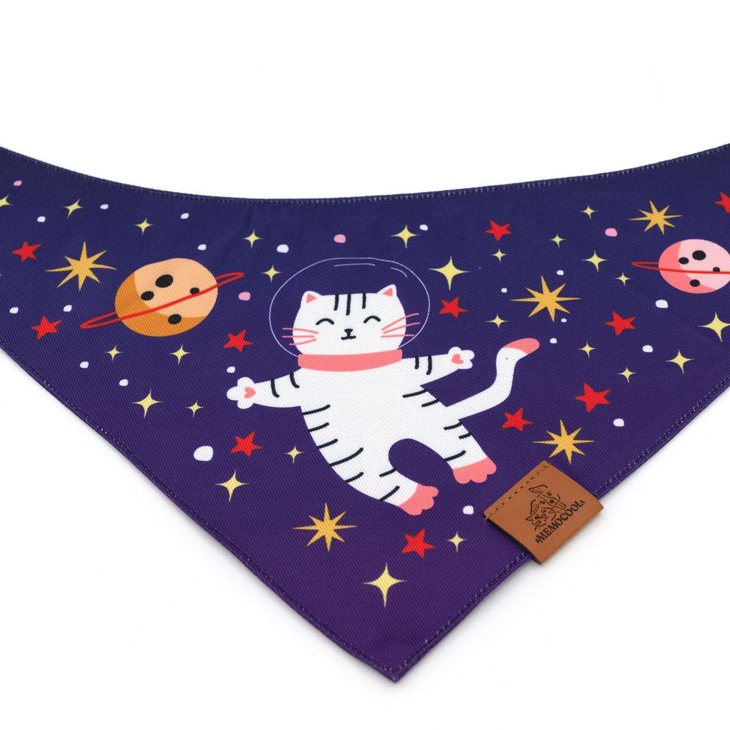MemoCool  Pet - Kitten Astronaut Pet Bandana - Design Details