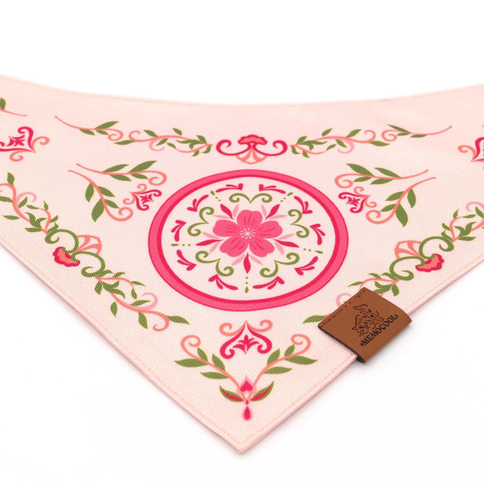 MemoCool Pet - Sweet Pink Sakura Pet Bandana - Design Pattern Detail